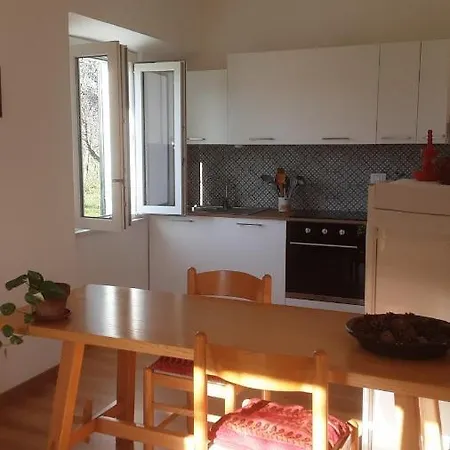 Апартаменты Cascina Delle Rose Сарцана